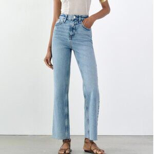 HIGH RISE ZARA STRAIGHT LEG JEANS